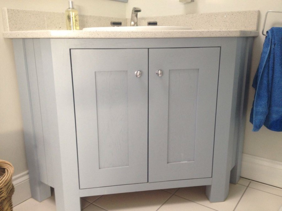 Solid oak painted bathroom unit